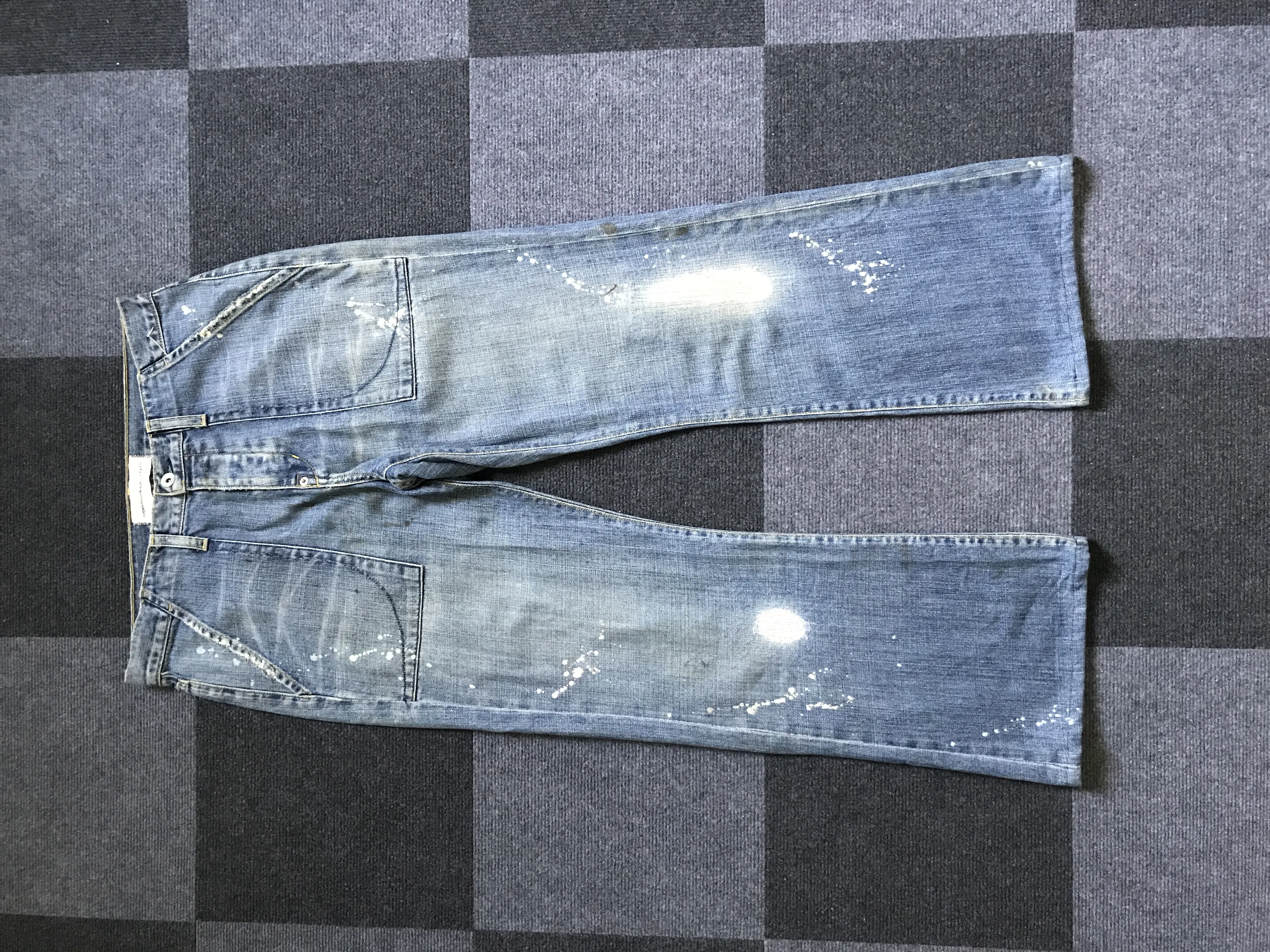 D95 paper&cloth Ripped Repair Distressed Baker Jeans