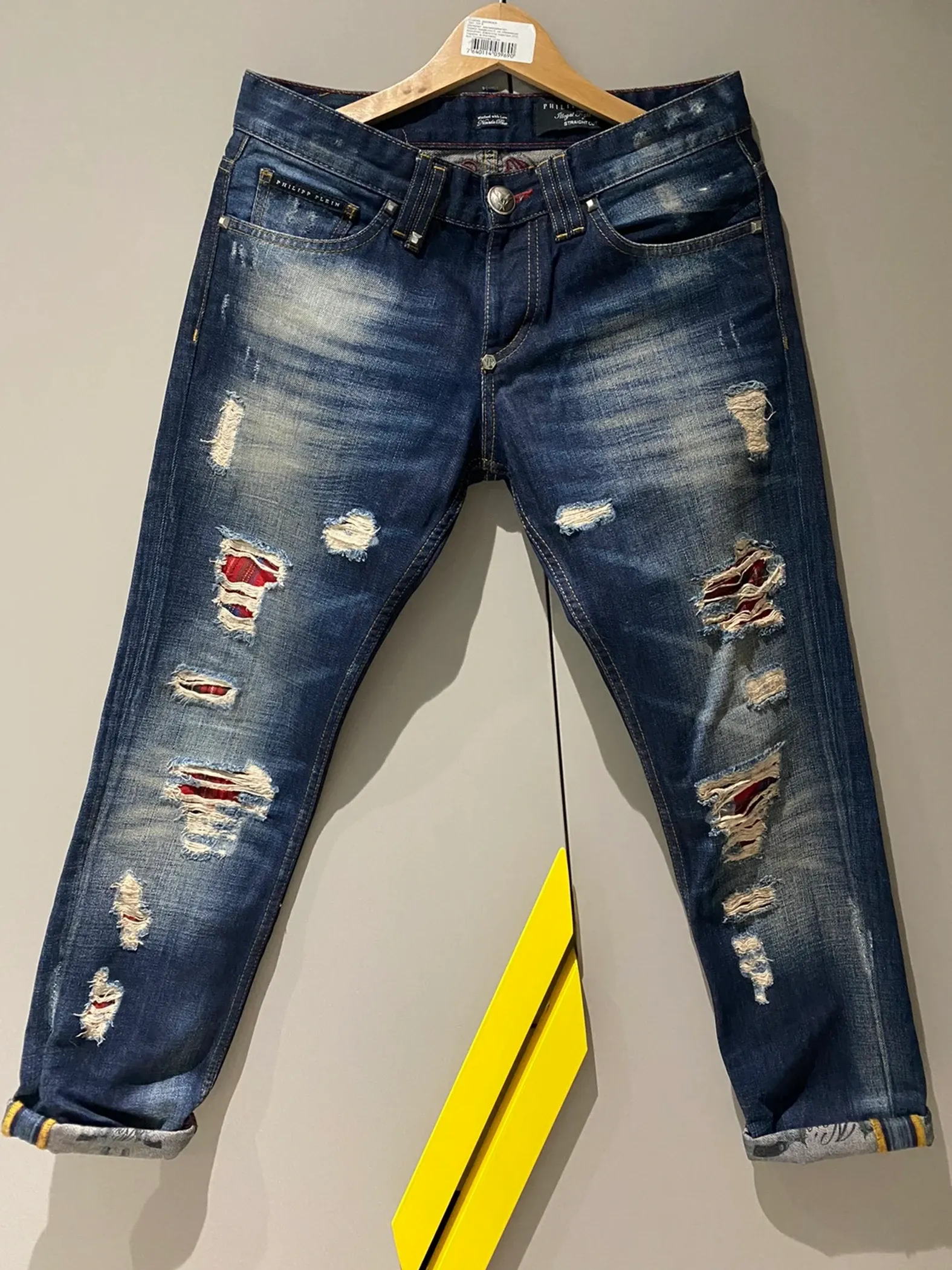 Denim with tartan parts