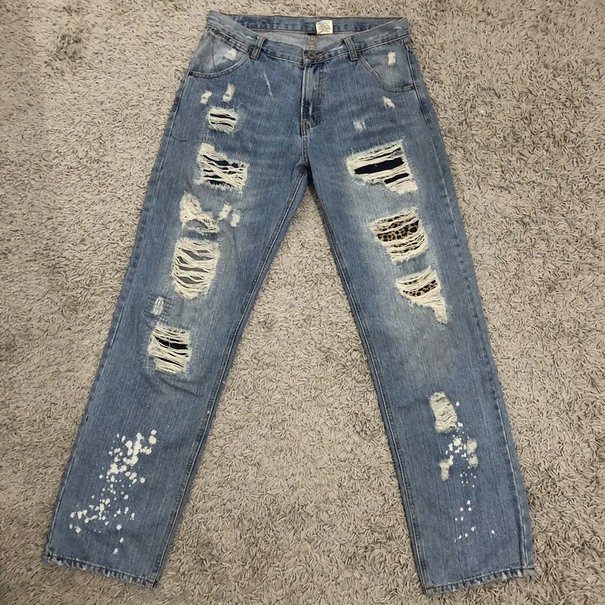 Pure blue japan distressed jeans