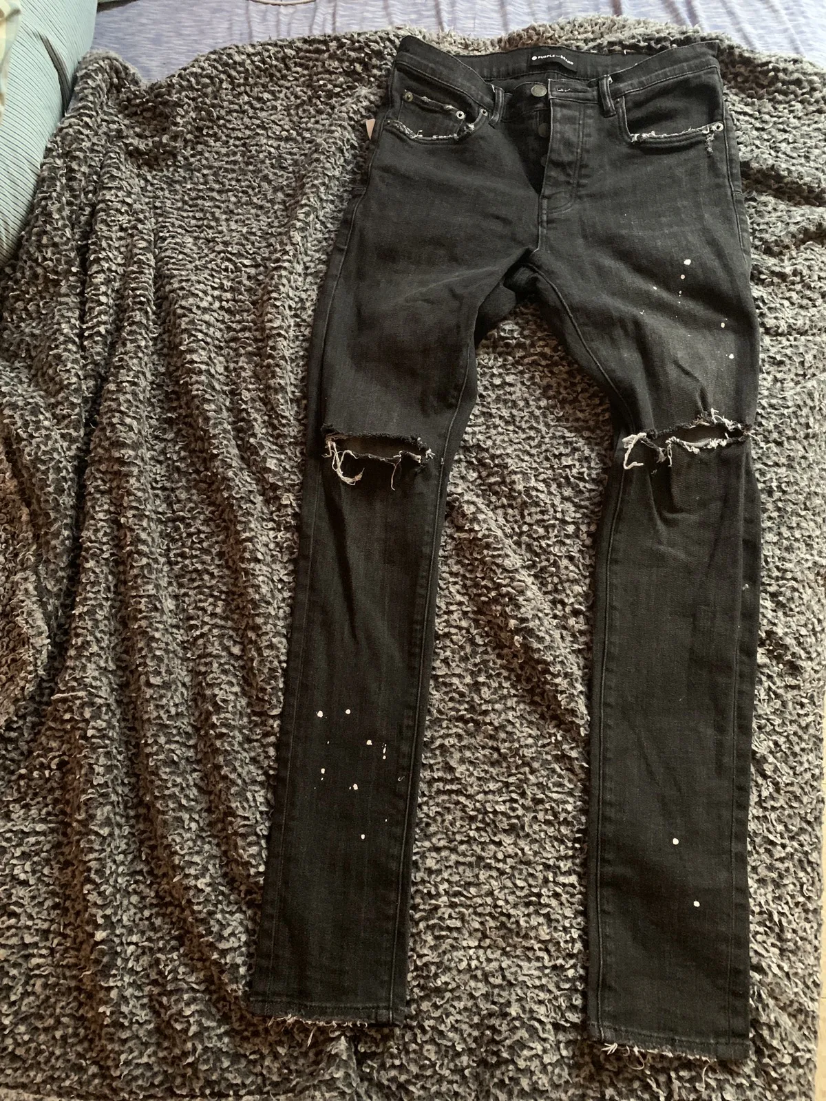 P001 Slim-Fit Black Over Spray Jeans