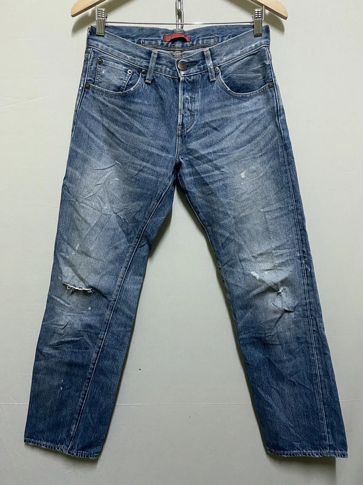 Red Card Distressed Jeans Japan