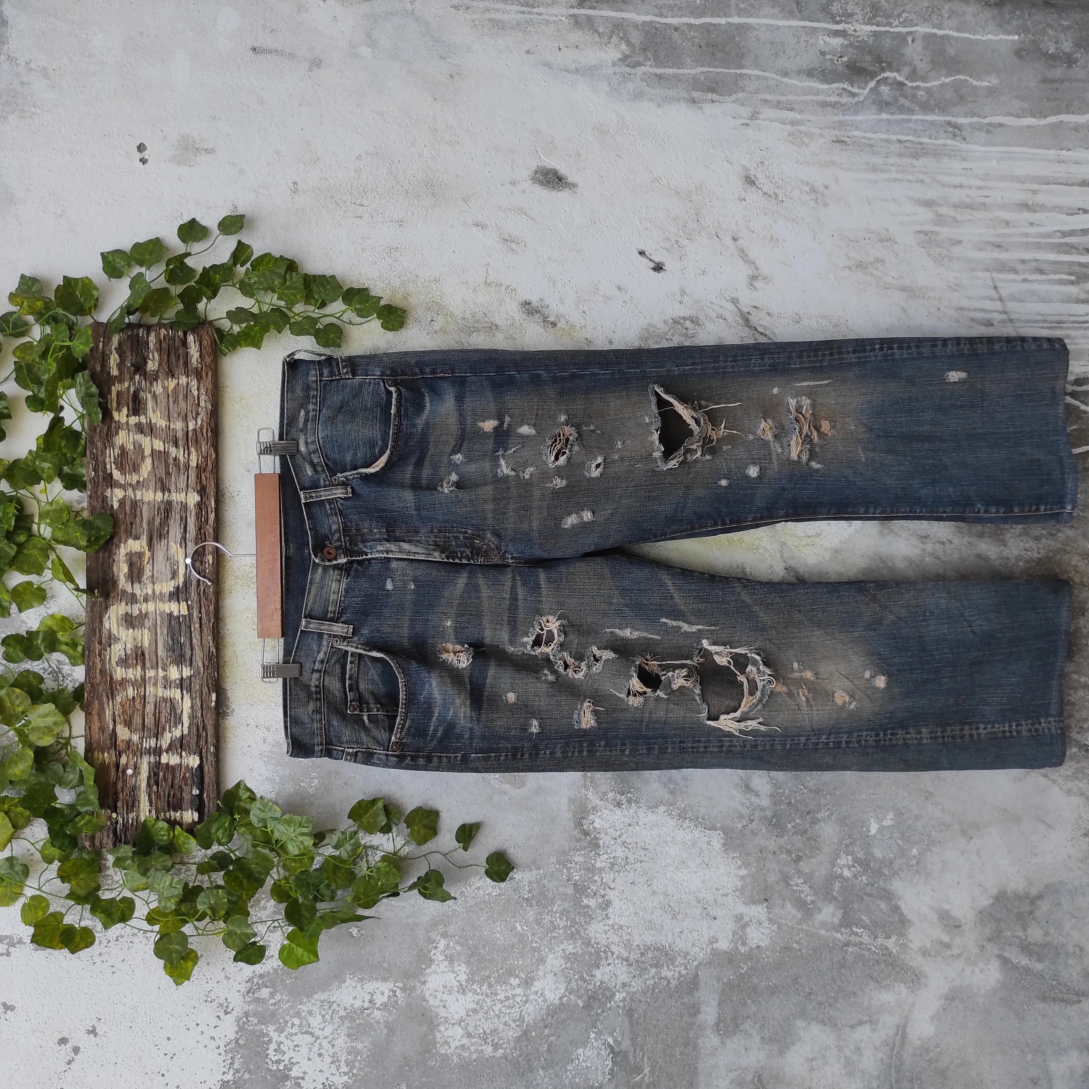Vintage Distressed Replay Blue Jeans