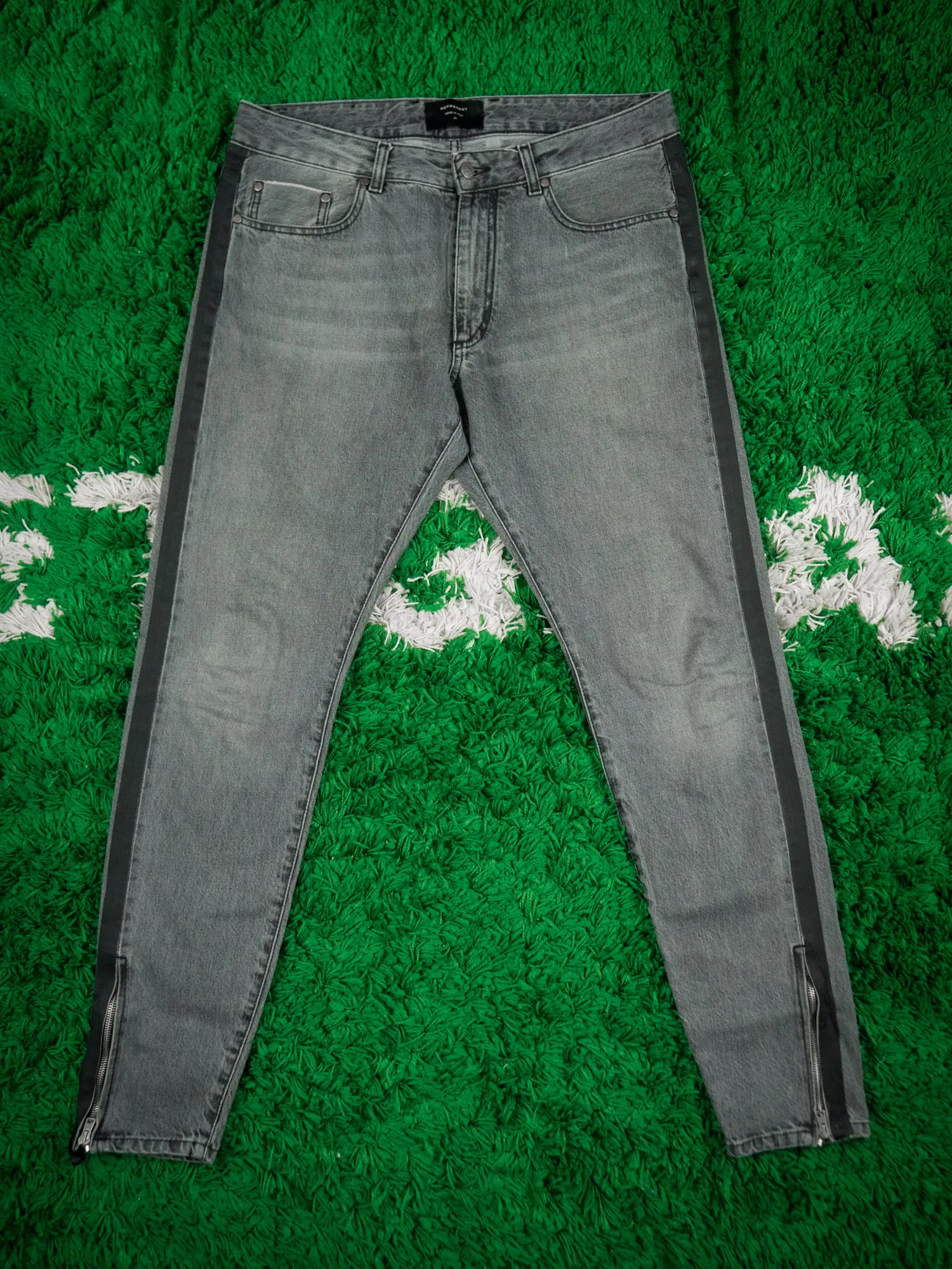 REPRESENT WASHED GREY SLIM ZIPPER DENIM PANTS