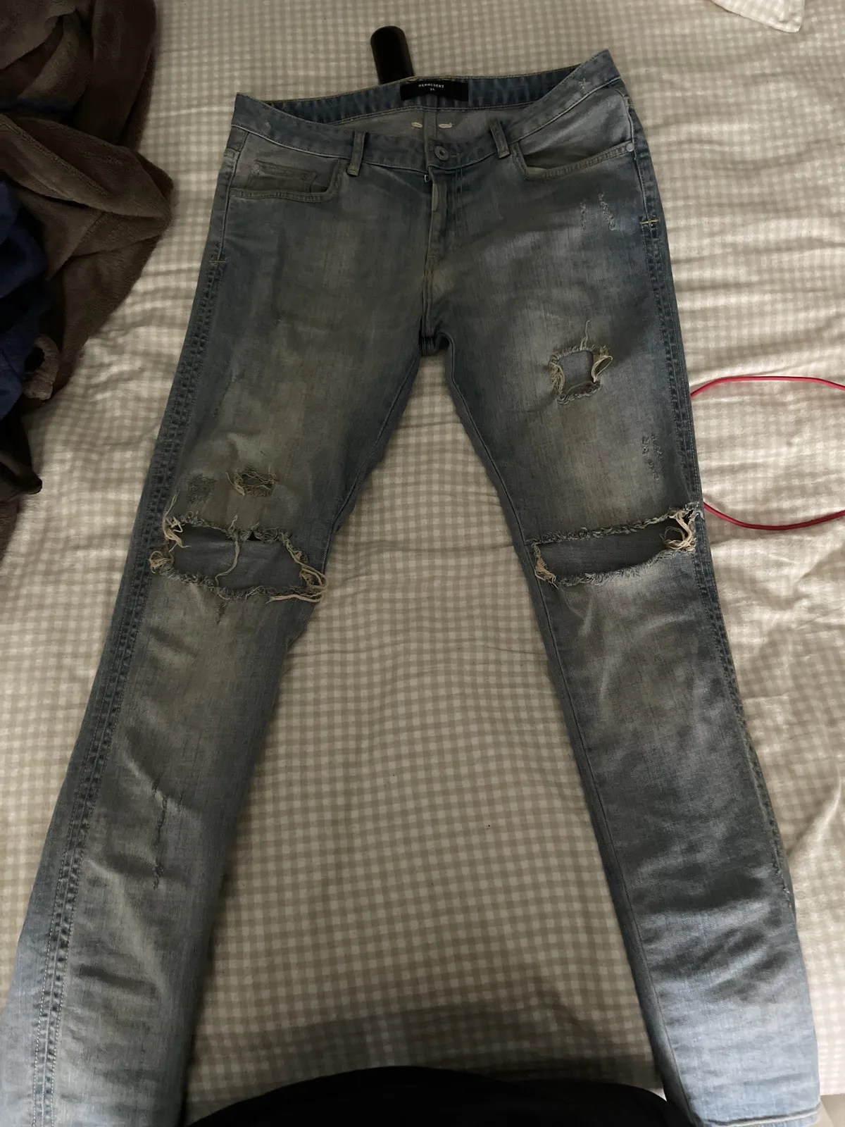 Represent clothing denim