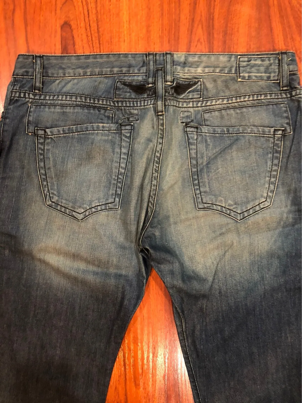 NEW ROBINS JEANS BLUE CLASSIC Sz 42