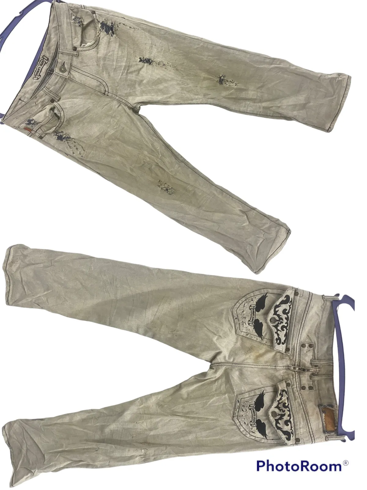 ROBIN’S JEAN DISTRESSED DENIM
