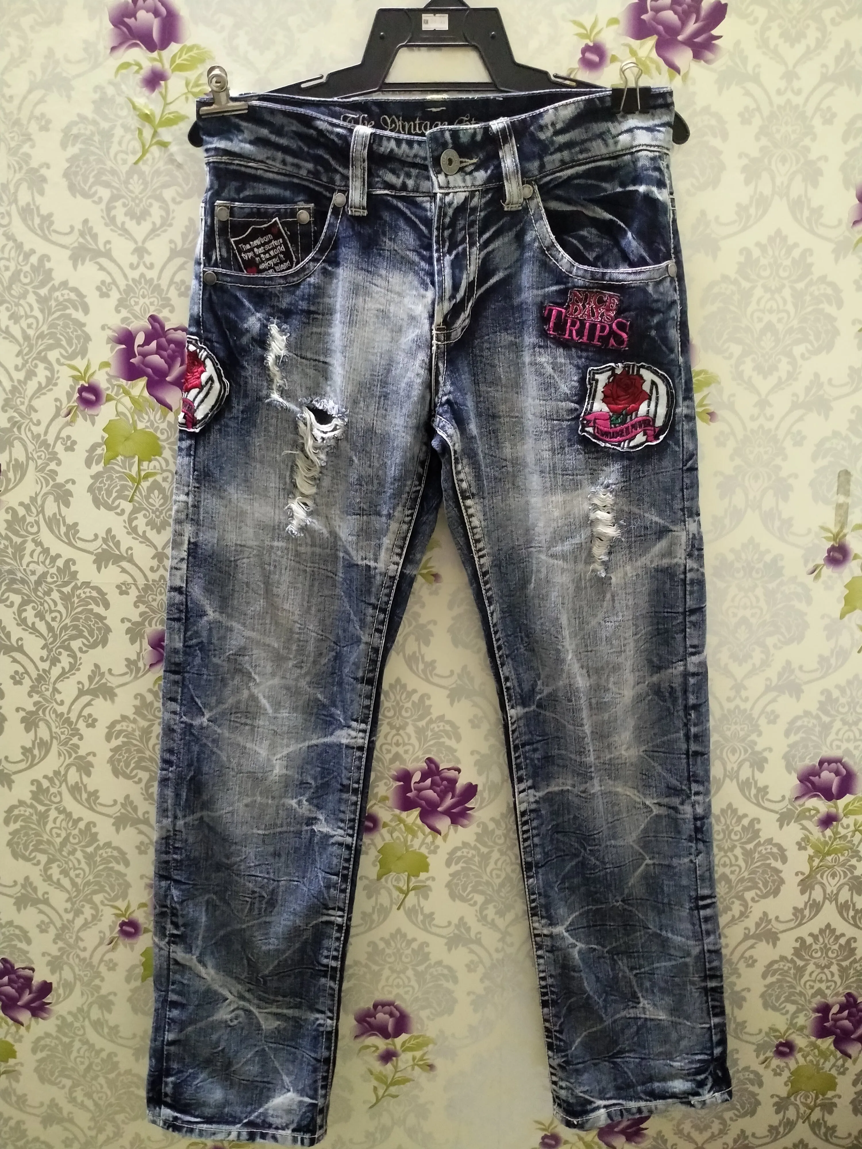 ROCKSTAR/ORIGINAL JEANS/THE VINTAGE STANDARD