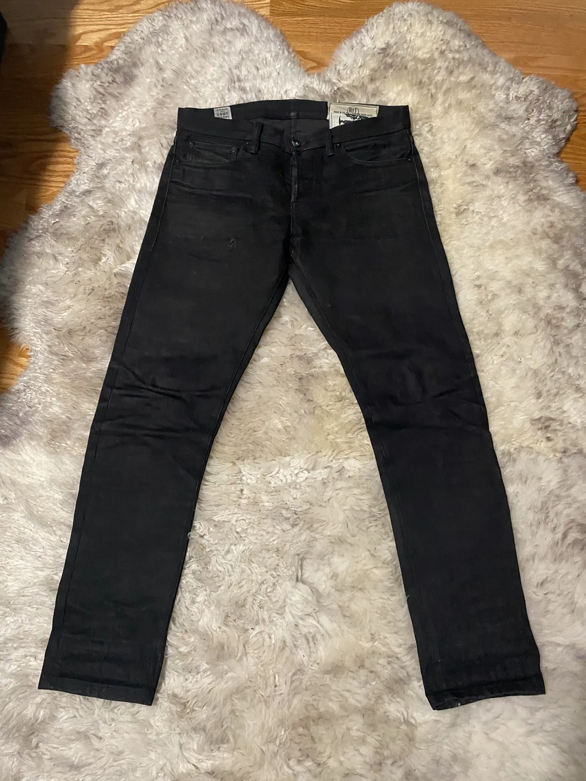 RGT Sk Black Selvedge Distressed Denim