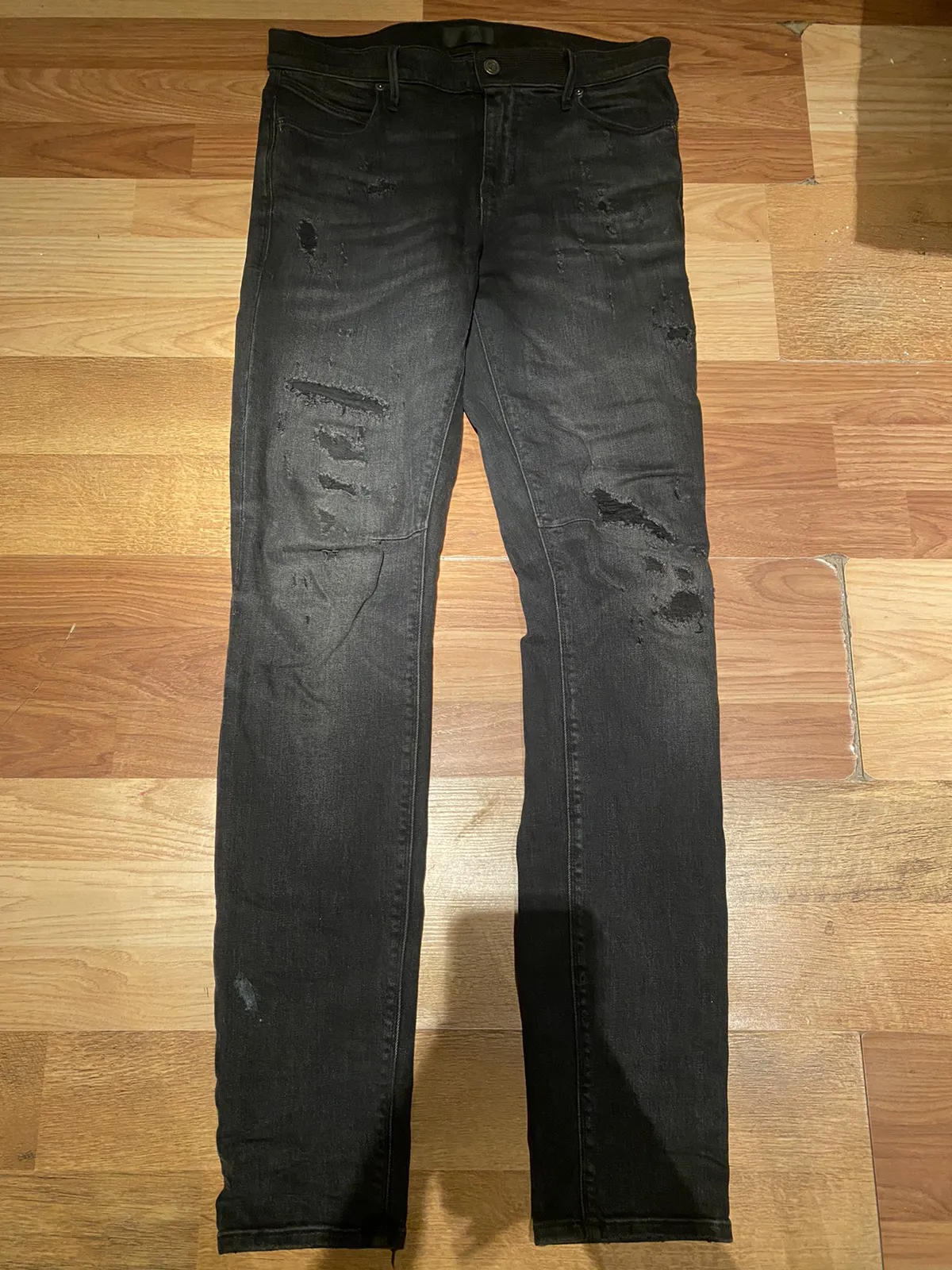 RTA Distressed Black Jeans - Size 30