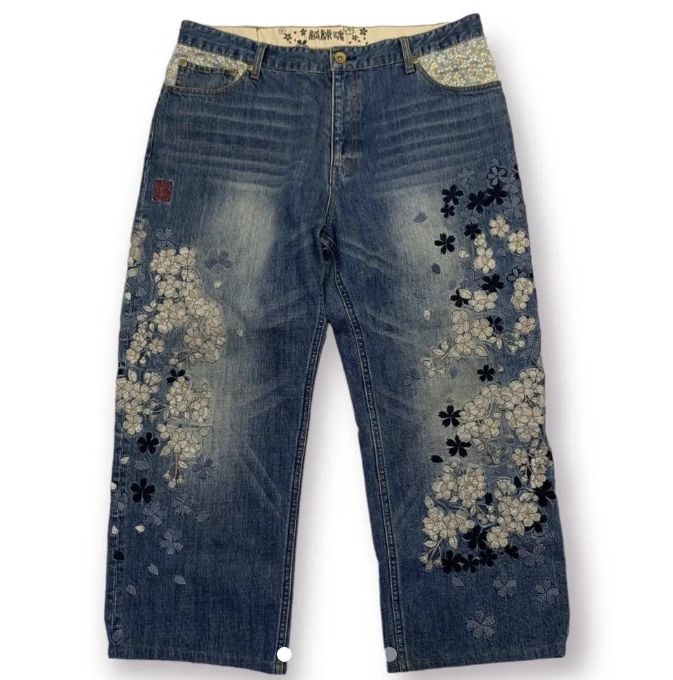 Karakuri Floral Embroidery Jeans