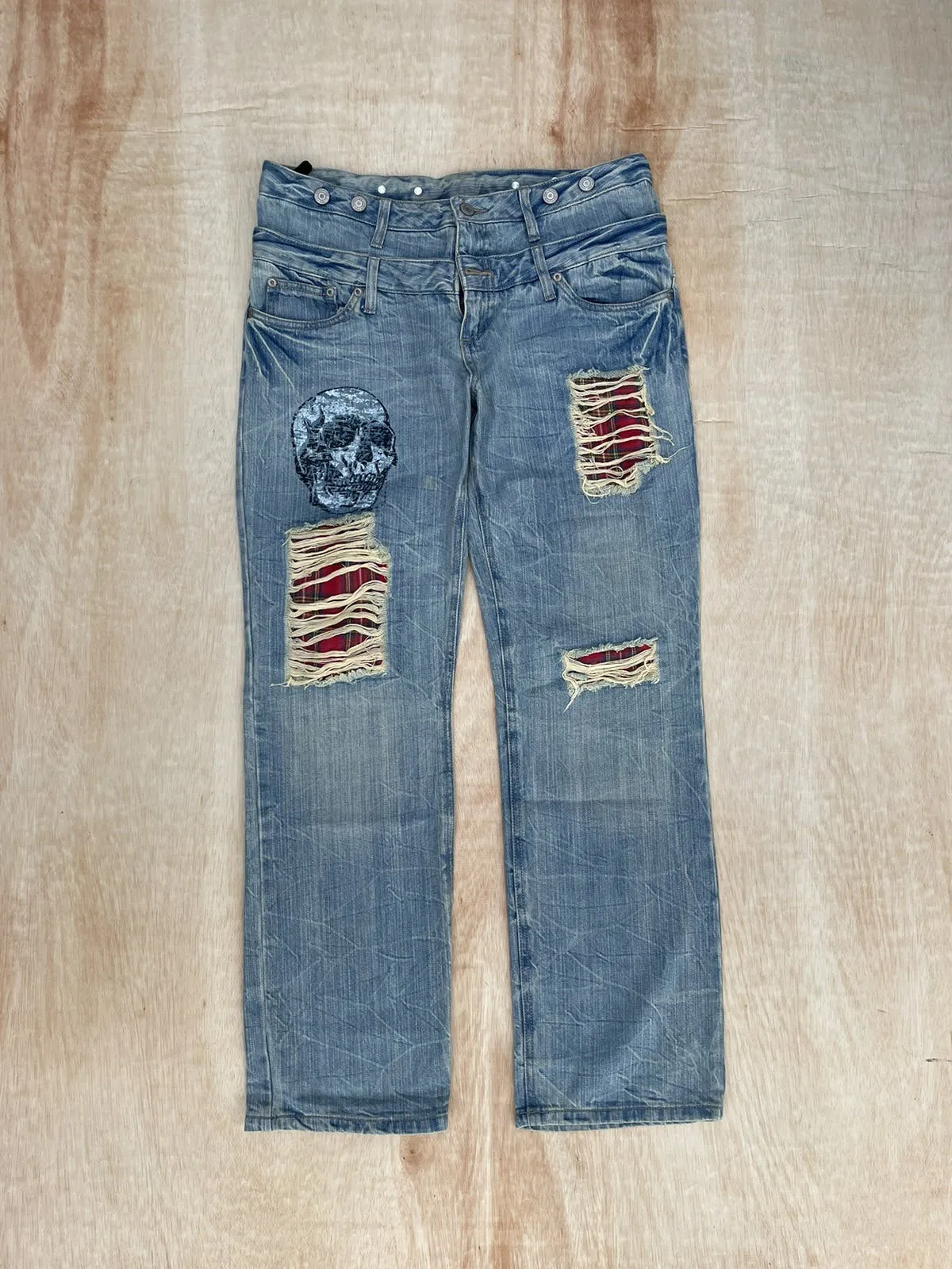 Japanese Skull Ripped Jeans