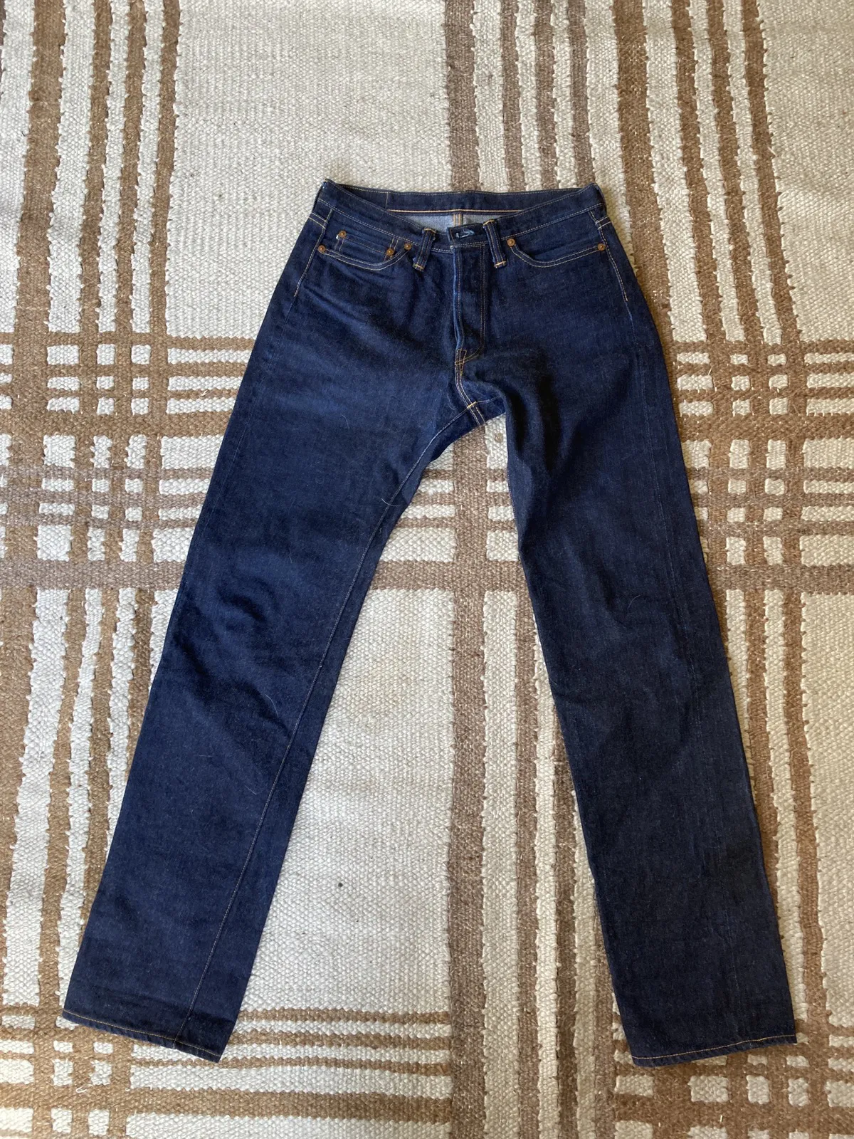 THE FLAT HEAD LOT 3009