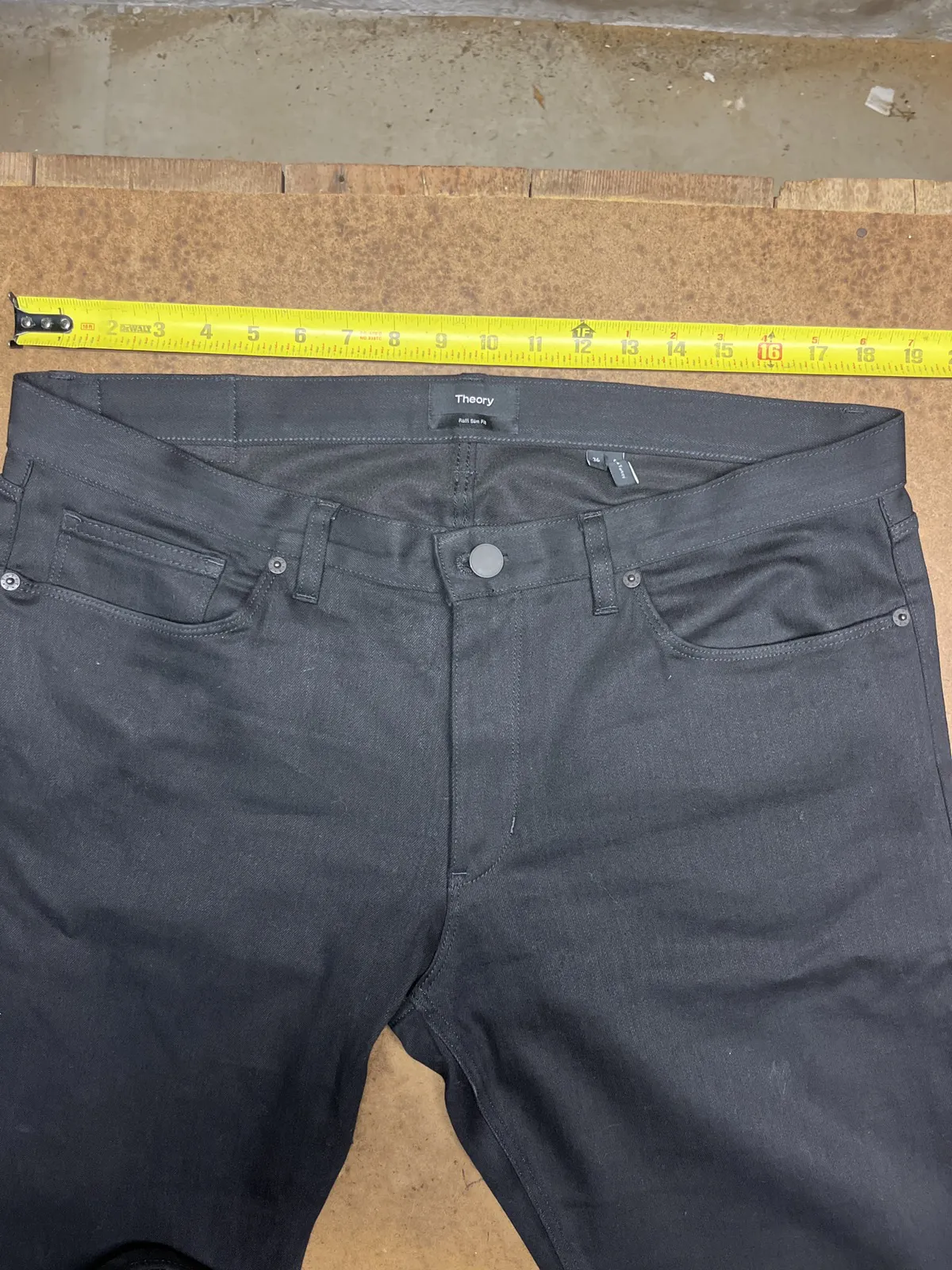 Theory Jeans Raffi Fit slim 36 black stretch