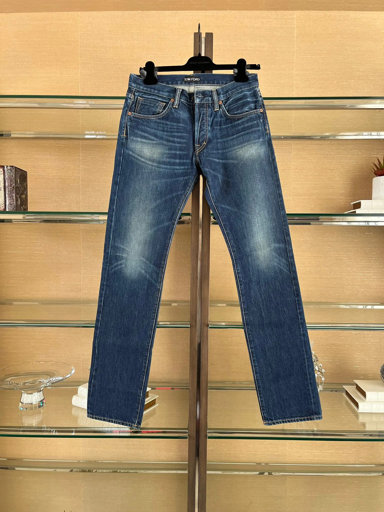 Q.2 Straight Denim in Blue