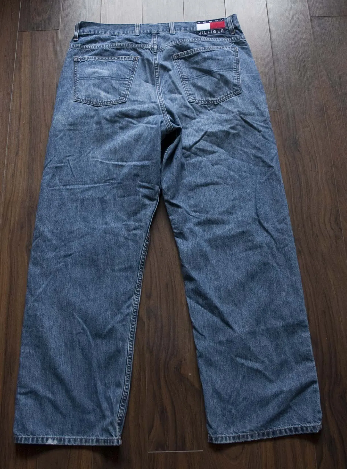 Tommy Hilfiger Jeans Baggy Vintage Size 35x28.5