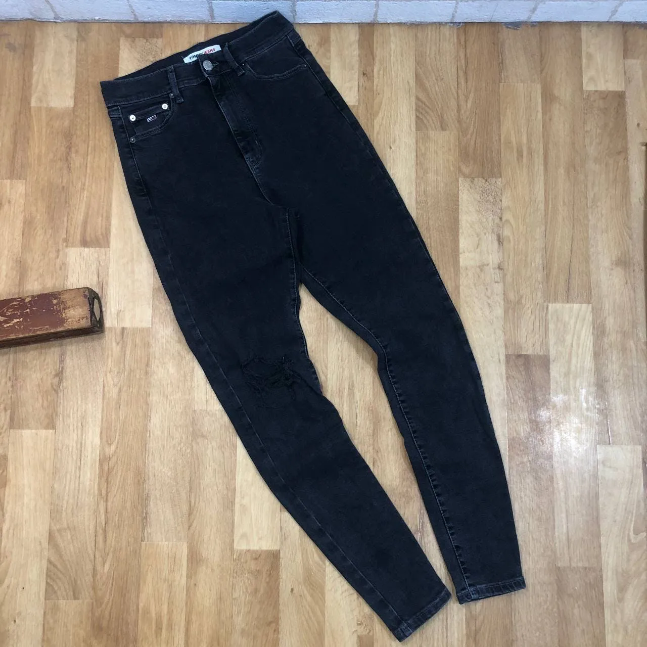 Tommy Hilfiger Relaxed Baggy Fit Denim Jeans Size 27x30