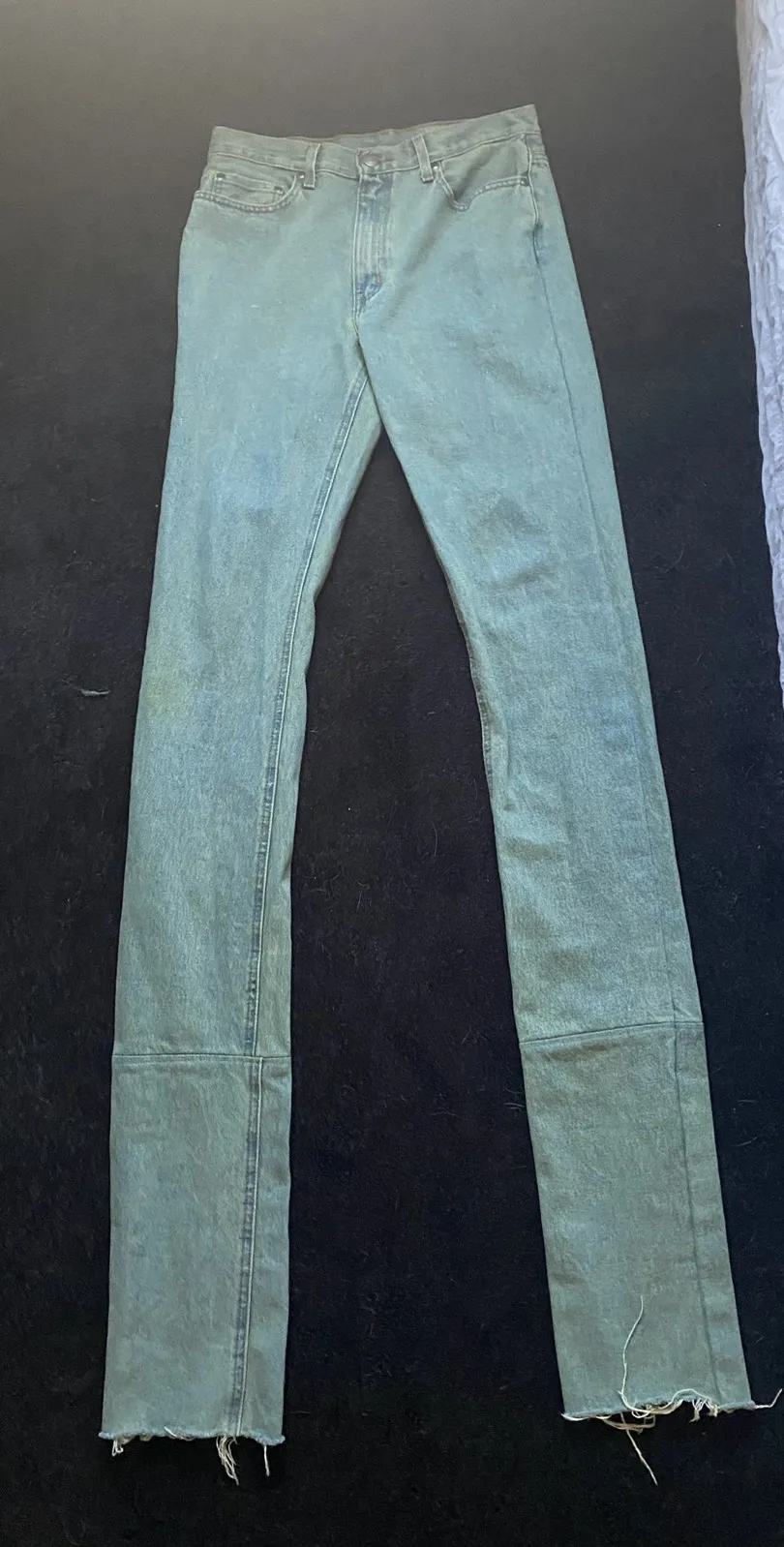Vale Lives extended blue jeans