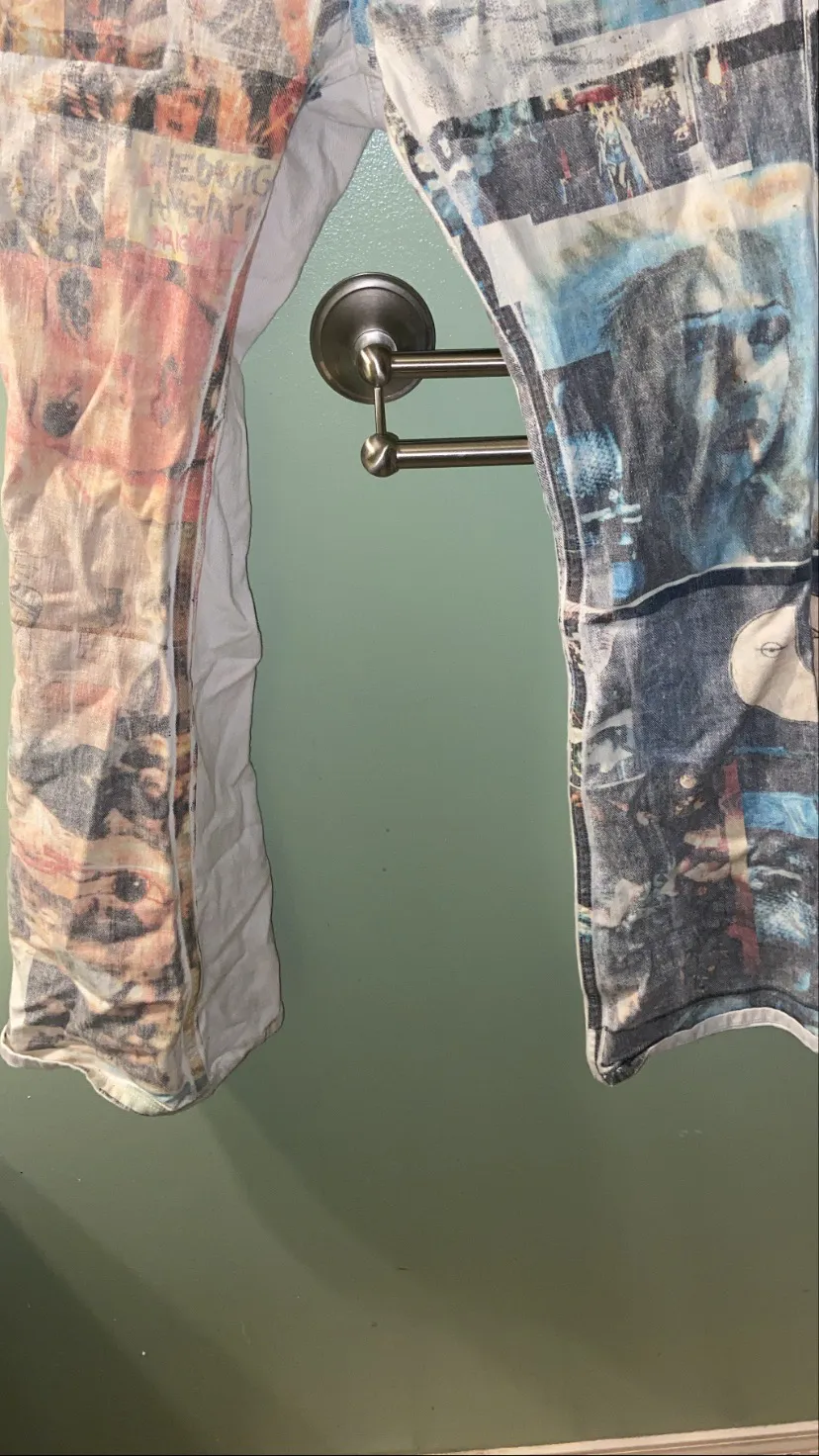 2002 vetement pants