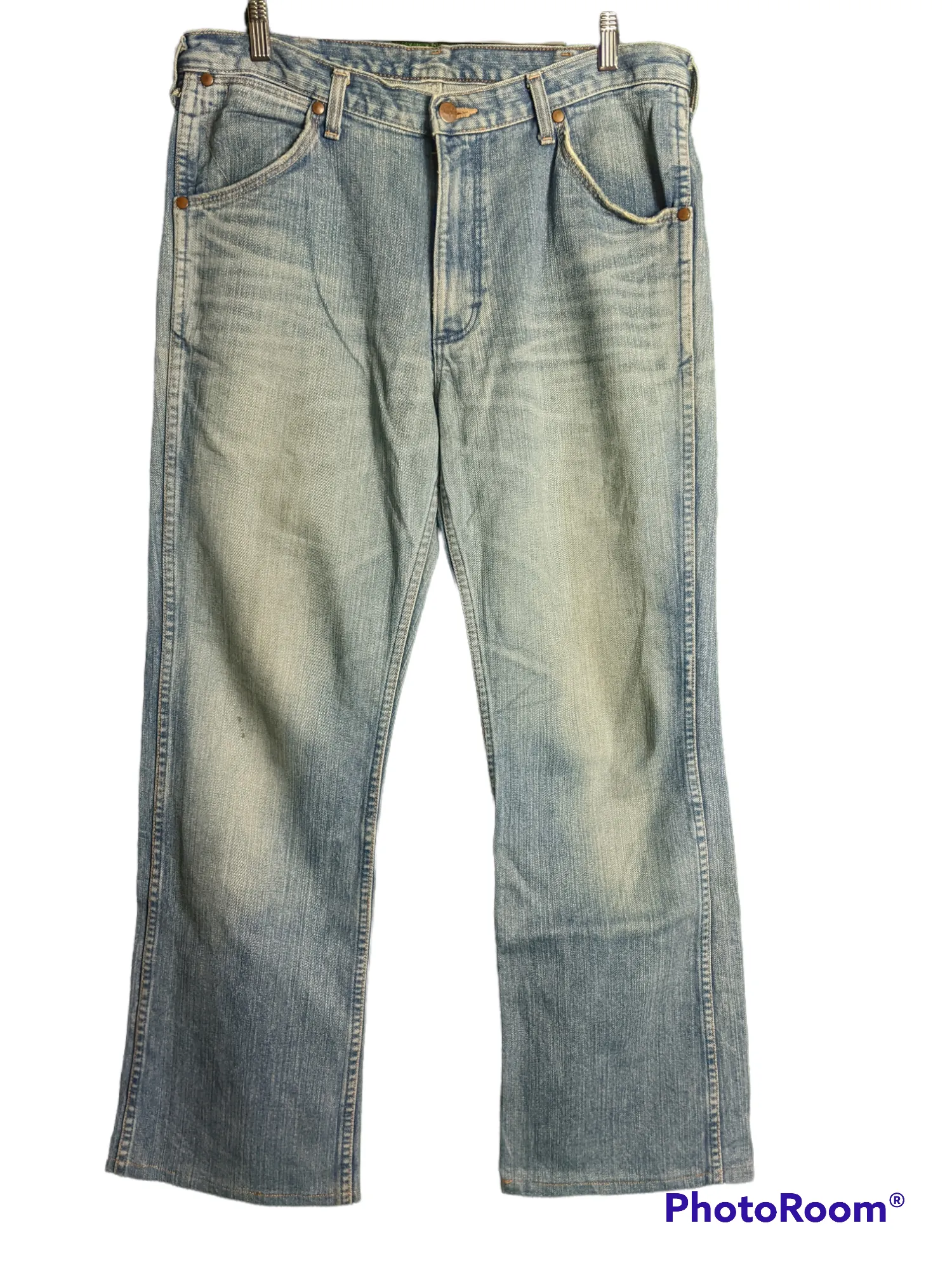 Vintage wrangler distressed jeans