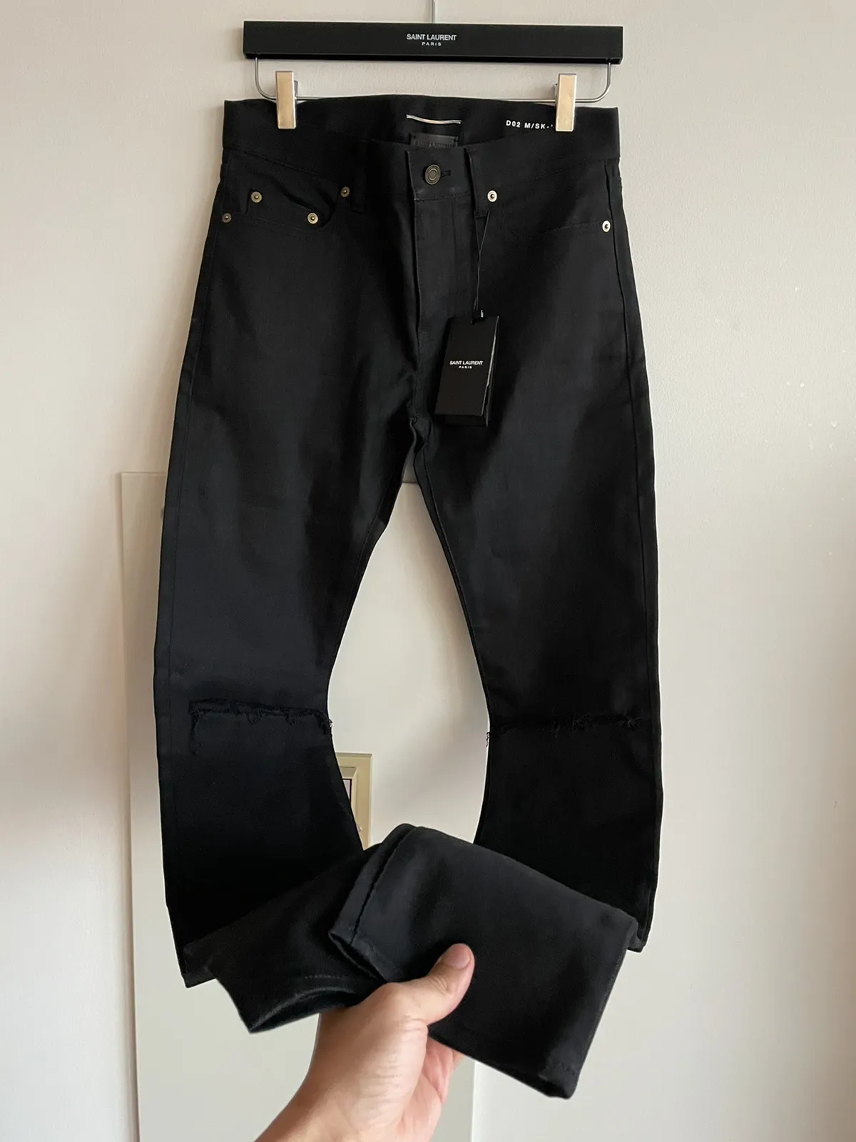 Super Runway Hedi Skinny D02 Ripped Distressed Denim Jeans