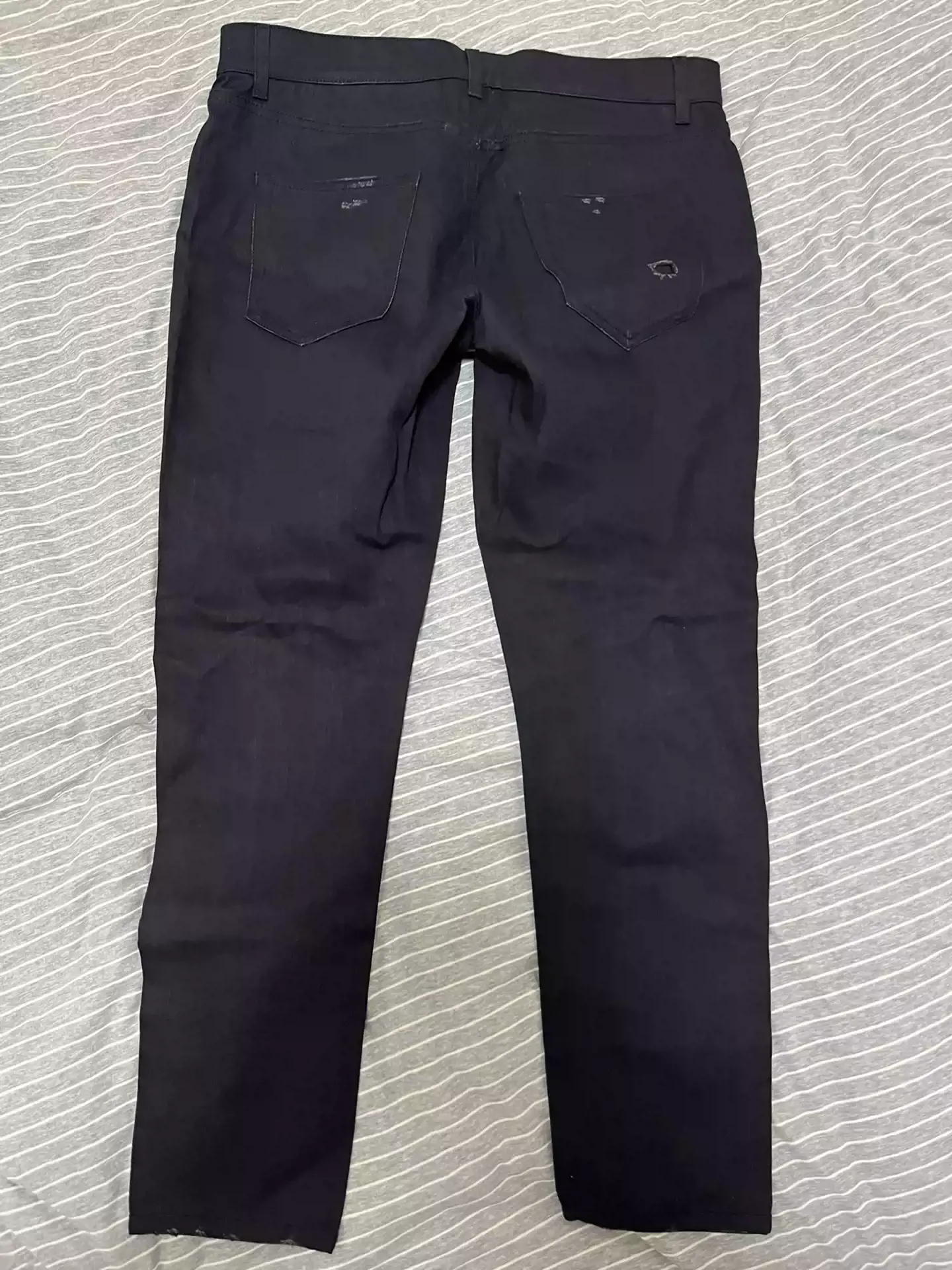 Knife cut jeans