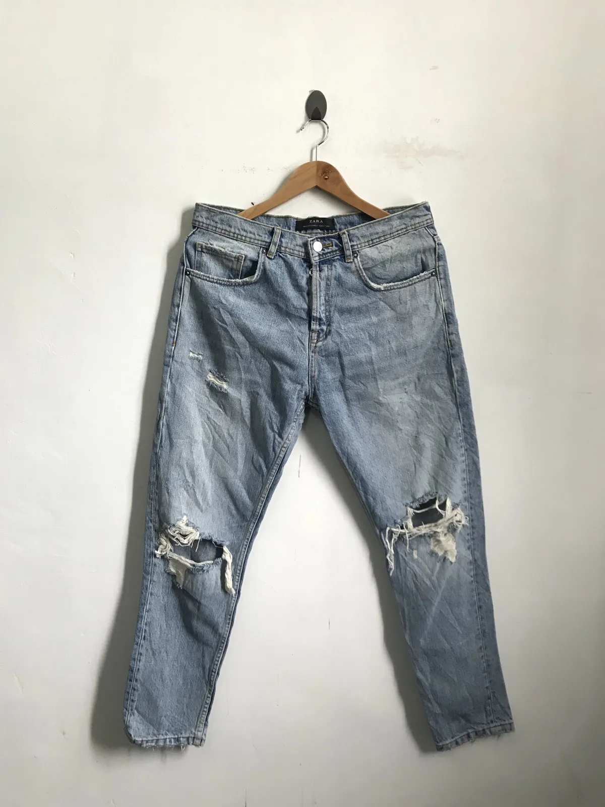 Zara Distressed Denim Jeans