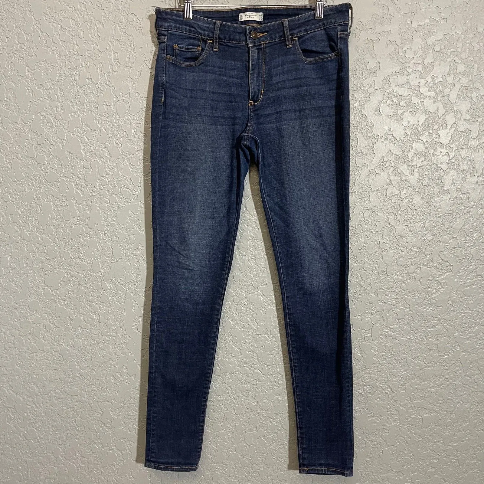 Abercrombie & Fitch Women’s Skinny Jeans