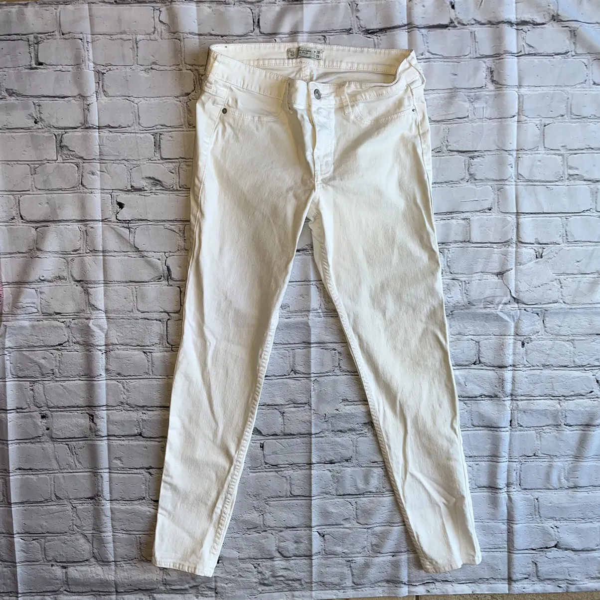 Abercrombie & Fitch White Jeans 6S Womens 28x29