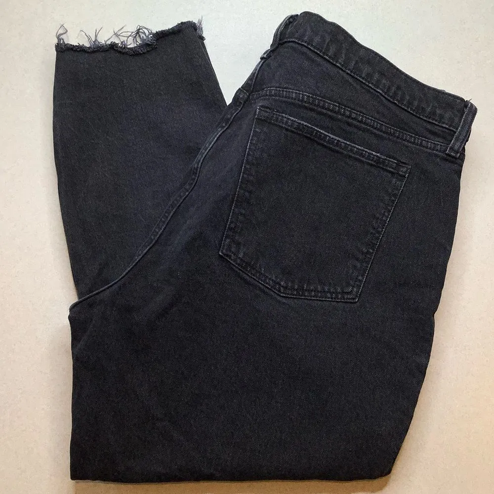 A&F Skinny High Rise Jean 34 Destroyed Black