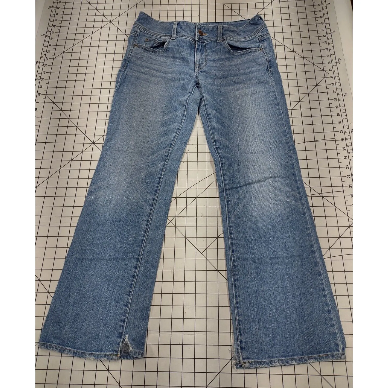 American Eagle Slim Boot Denim Jeans Women's Size 6 Stretch Light Wash Low Rise