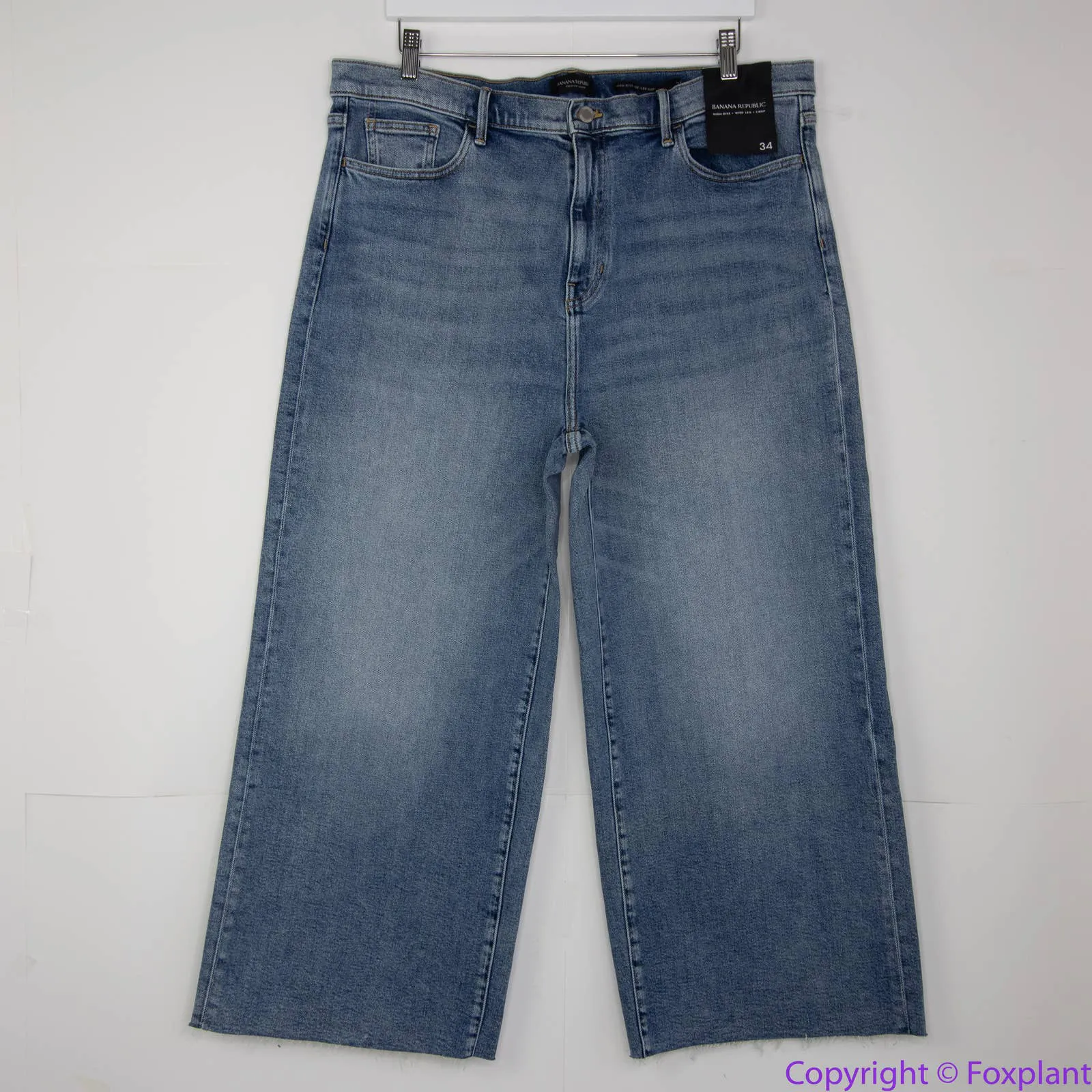NEW Banana Republic high rise wide leg crop jeans raw hem 34