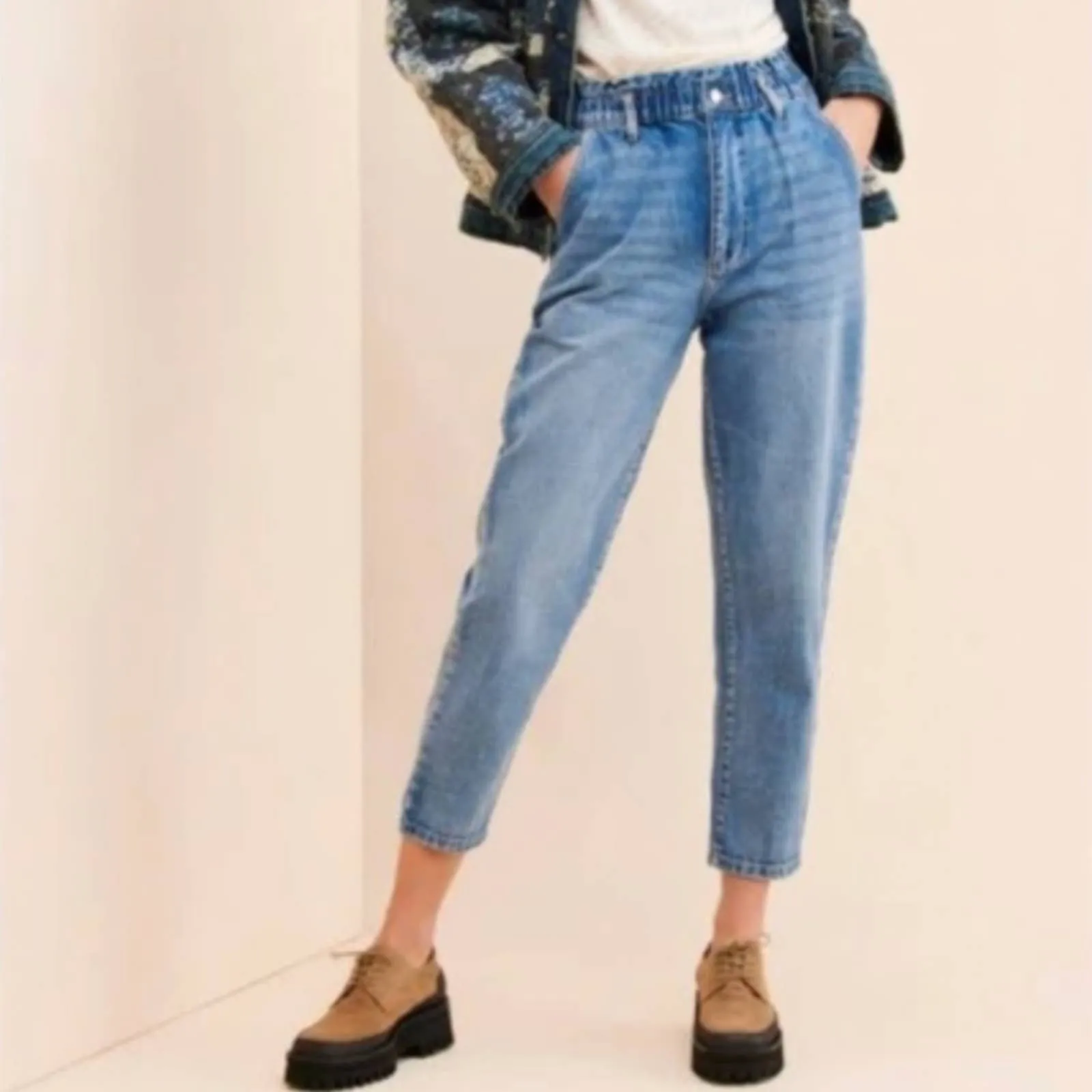 BDG urban outfitters mom jeans