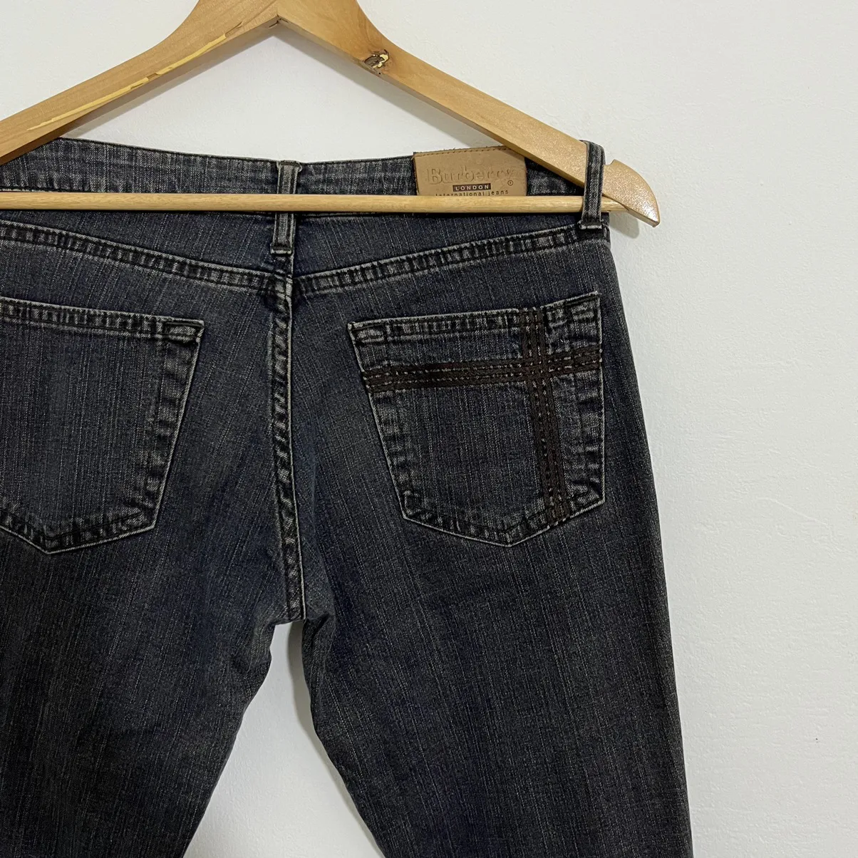 Burberry London bootcut Jeans