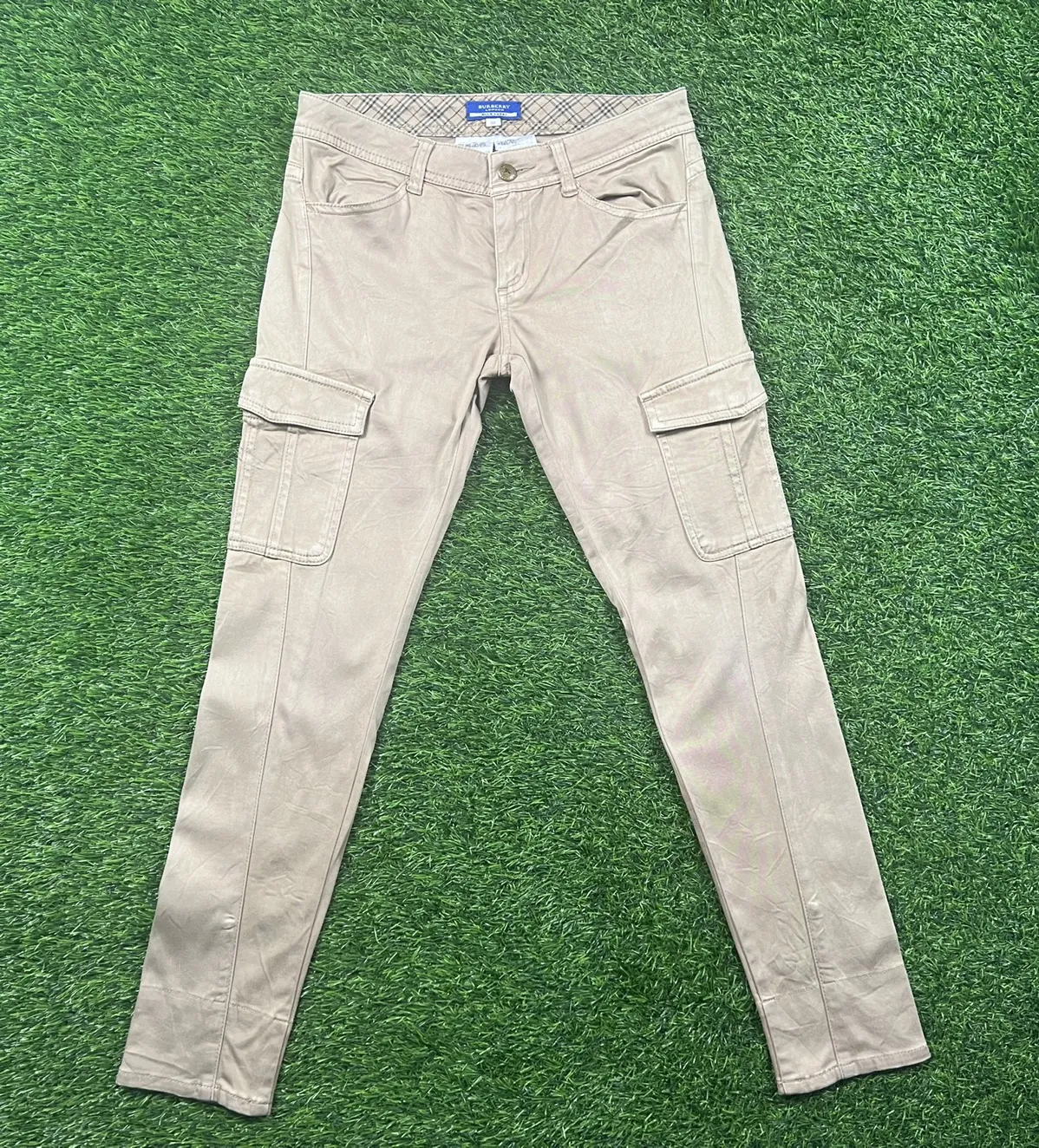 (J299) burberry- blue label cargo stretch pant
