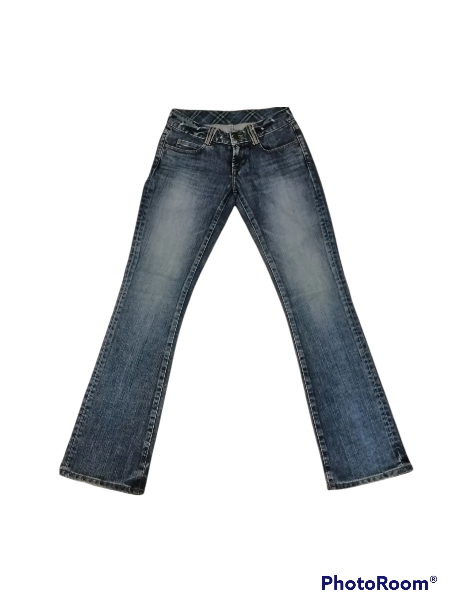 NICE BURBERRY BLUE LABEL FLARED JEANS DISTRESSED DESIGN