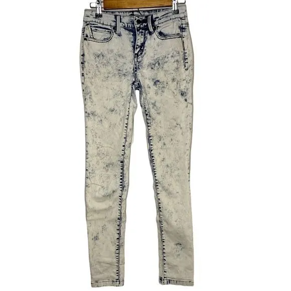 Calvin Klein Ultimate Skinny High Rise Jeans 27 x 32
