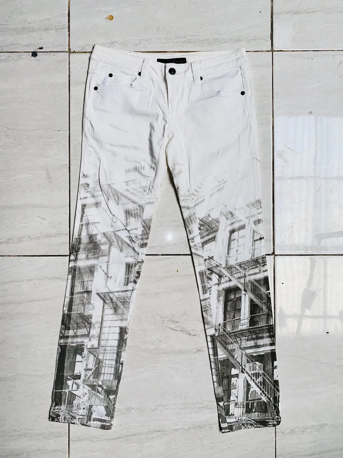 Calvin Klein Jeans White Apartement Painted Skinny