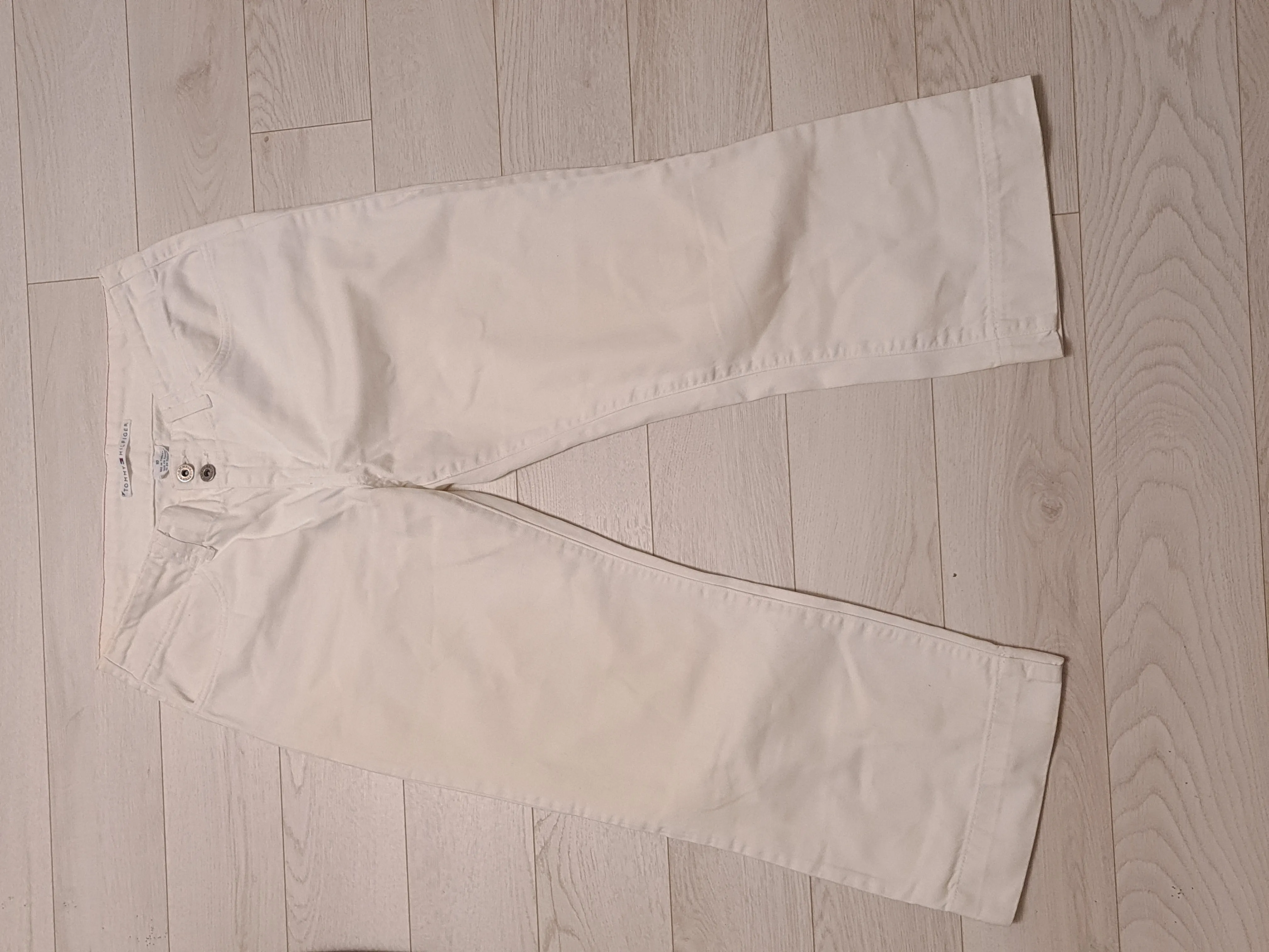 White vintage Tommy bells jeans Y2K