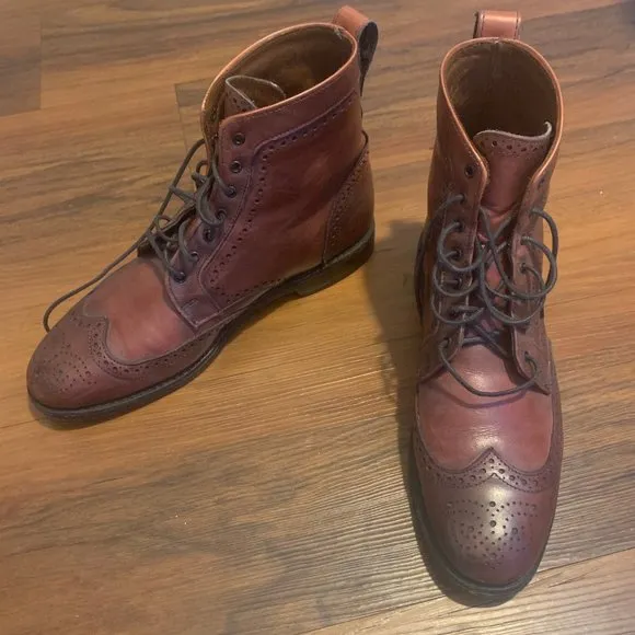 Allen Edmonds Size 8.5 Dalton Wingtip Boot with Manistee Dress Belt (Oxblood)