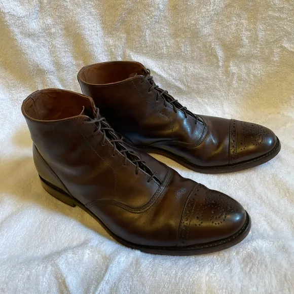 Men’s Allen Edmonds fifth street leather boots