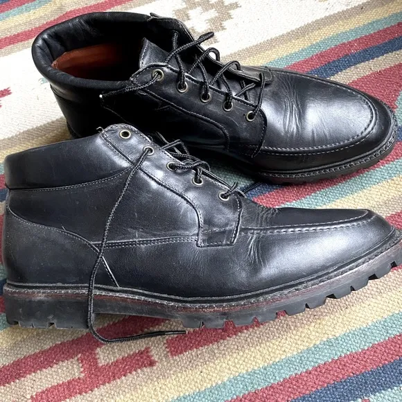 Allen Edmonds Black Leather Cascade Boots, Made in USA Like New Vibram Sole 10