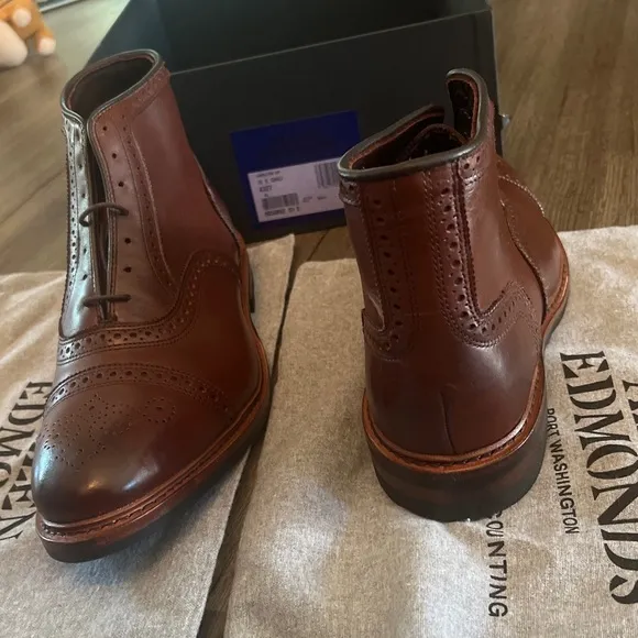 NWT Allen Edmonds Mens Boots
          
      NWT