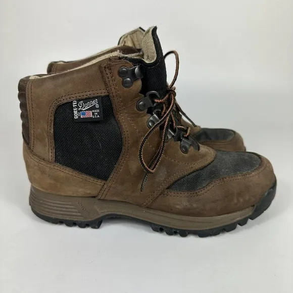 Vintage Danner Crosshiker Gore-Tex Hiking Boots Size 7.5 Brown Leather Vibram