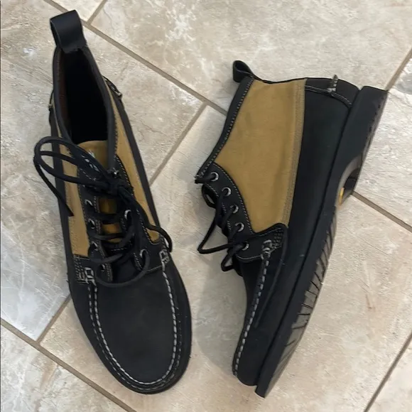 Filson x Sebago Knight Chukka Boots 11.5 Canvas Leather Vibram soles Men’s