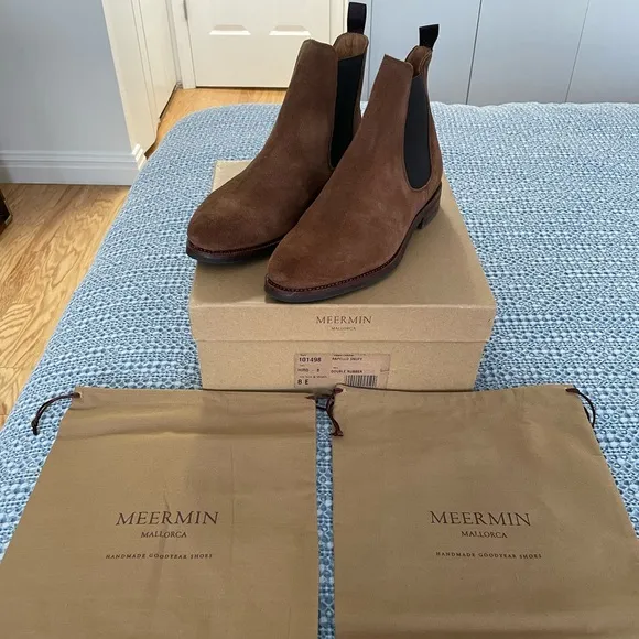 Meermin Suede Chelsea Boots (9US, 8UK)
