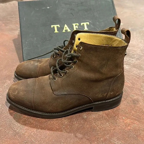 TAFT Rust Brown Dragon Boots Waxed Suede Leather Captoe Sz 9 Dainite Soles