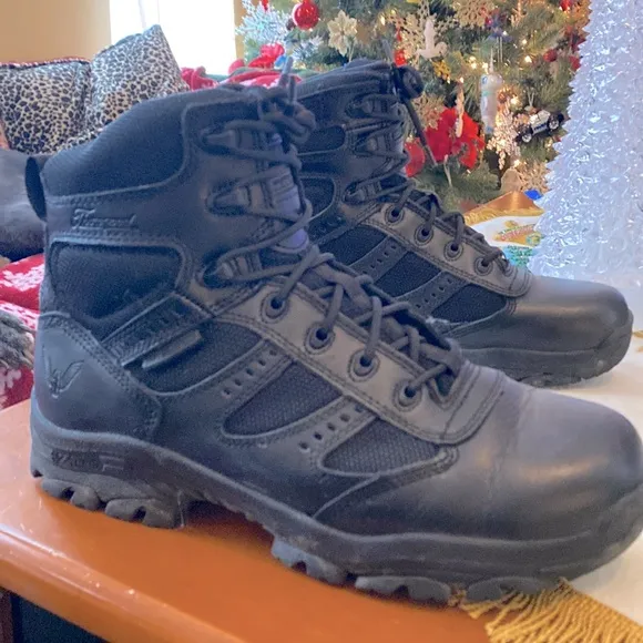 Mens Thorogood tactical boots