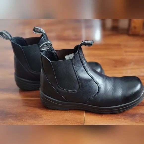 Men's Thorogood Slip on boots size 11