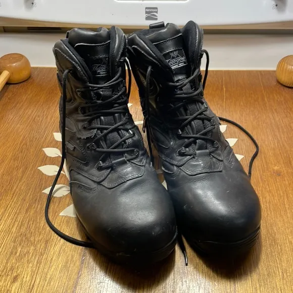 Men's THOROGOOD all leather z-LRAC bbp waterproof boot. Size 11