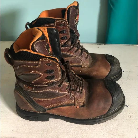 Thorogood 300-GS Men’s Insulated Steel Toe Work Boots Size 11